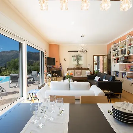 Felicetta Villa *